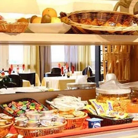 基里亚德图卢兹布拉南机场酒店