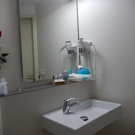 基里亚德图卢兹布拉南机场酒店