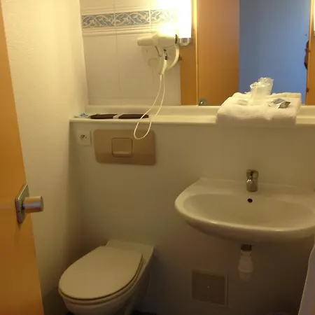 Kyriad Toulouse Aeroport