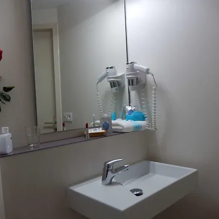 Kyriad Toulouse Aeroport Hotel Blagnac