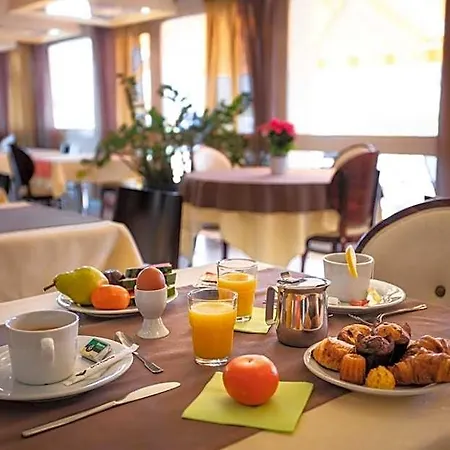 Kyriad Toulouse Aeroport Hotel
