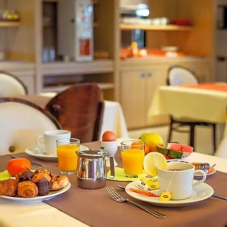 Kyriad Toulouse Aeroport Hotel