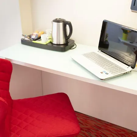 Hotel Kyriad Toulouse Aeroport